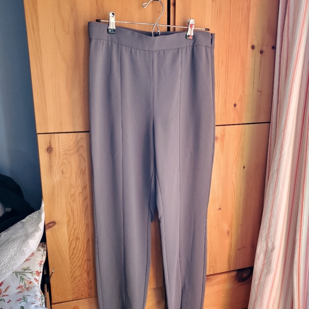 Babaton Women's Steel Grey High Rise Dress Pants With Split Hems Size 10